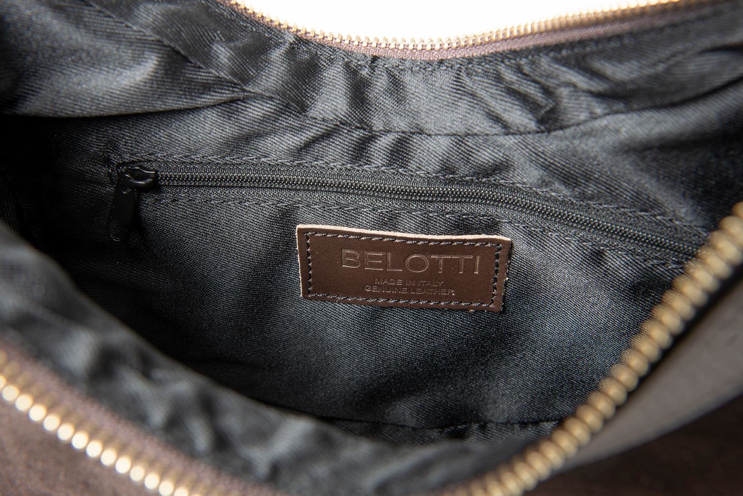 Moon Bag Suede Dark Brown